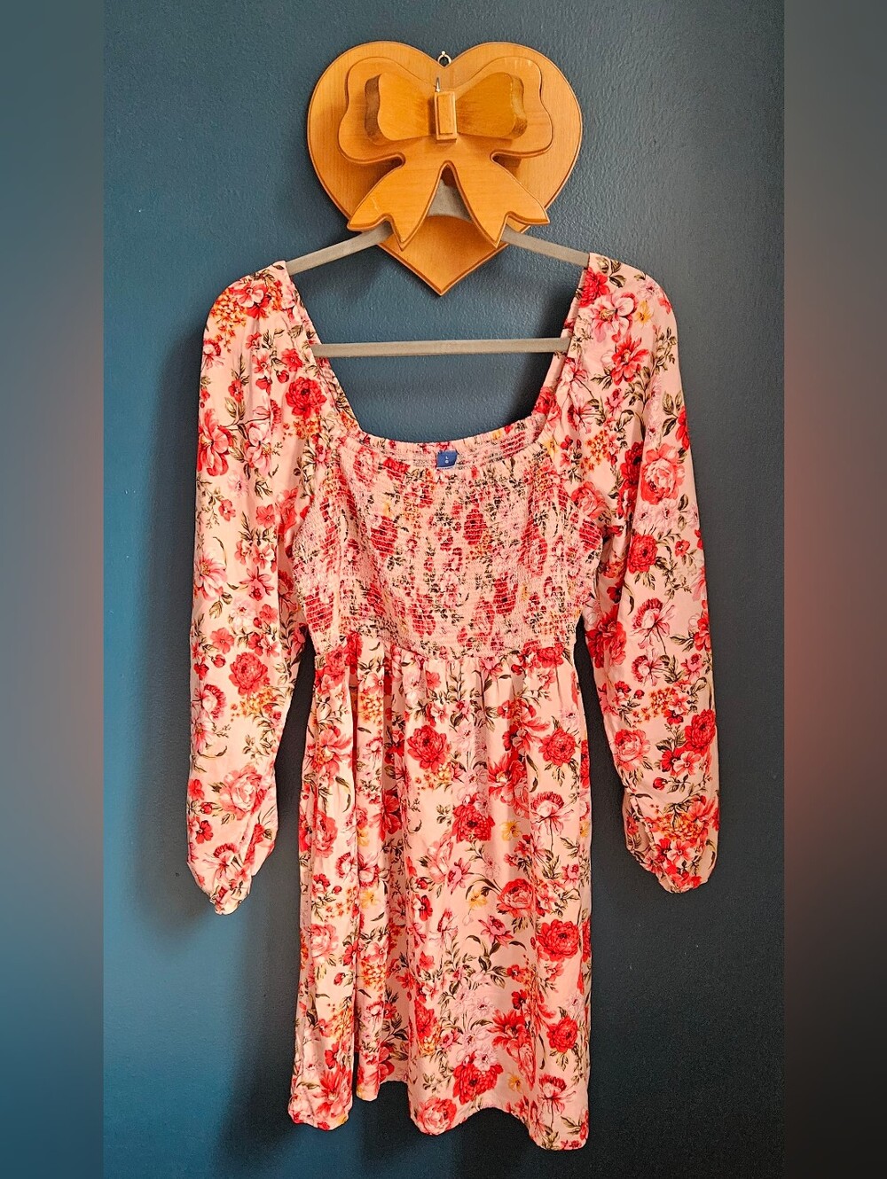 Old Navy Pink Floral Long-Sleeve Smocked Knee-Length Dress